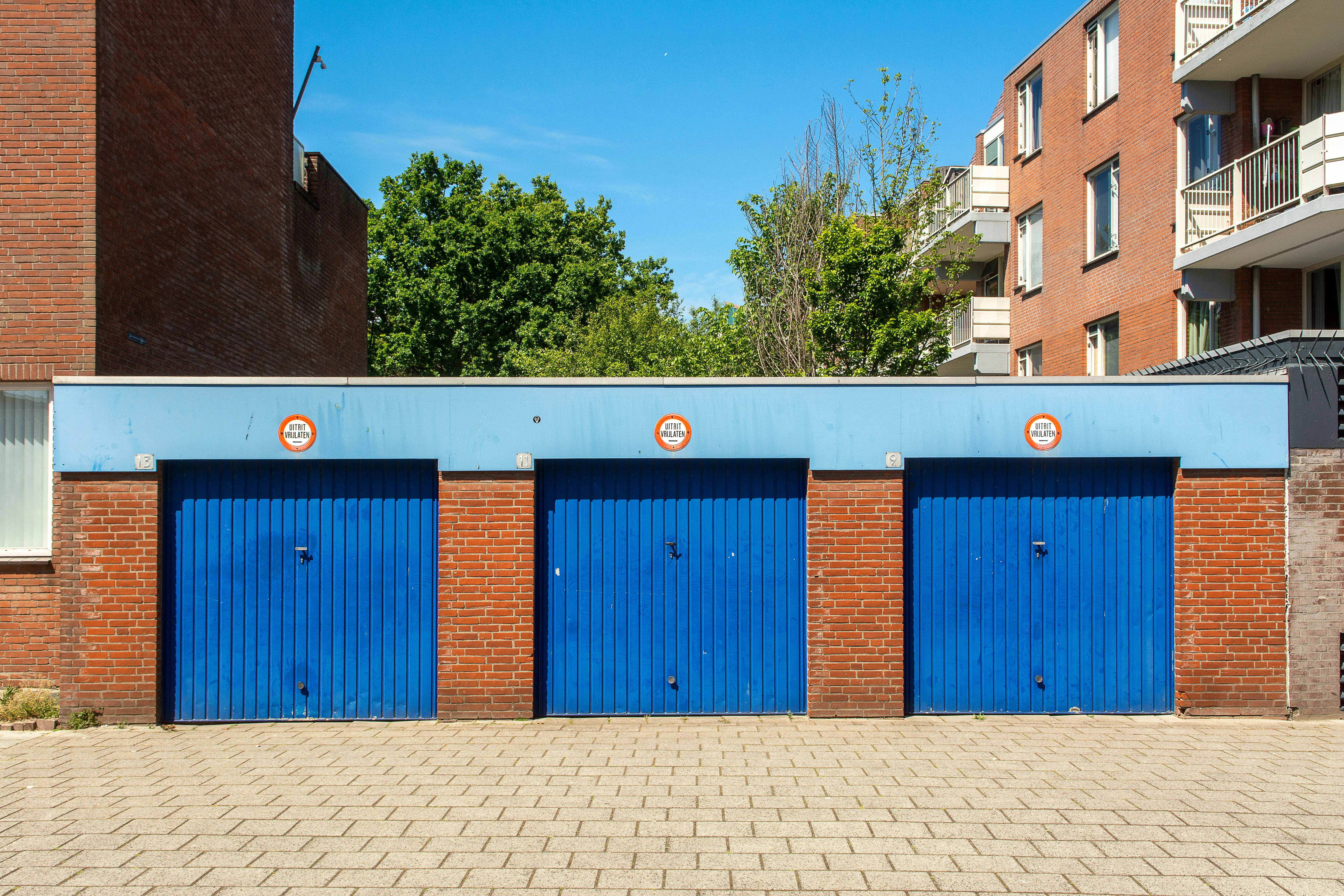 Residential garage door in Blue Springs