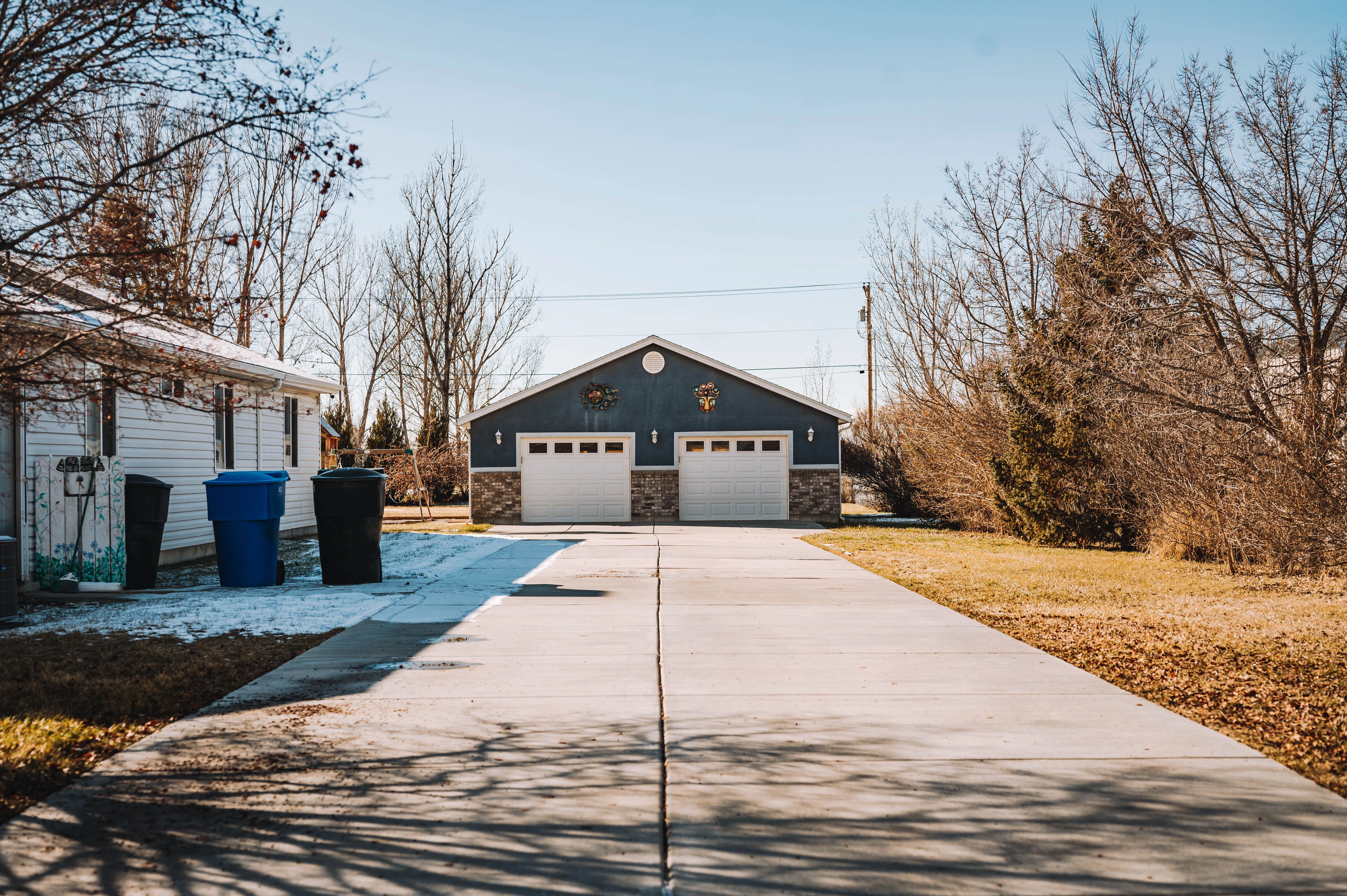 1960s and 1970s Blue Springs Missouri home with attached garage