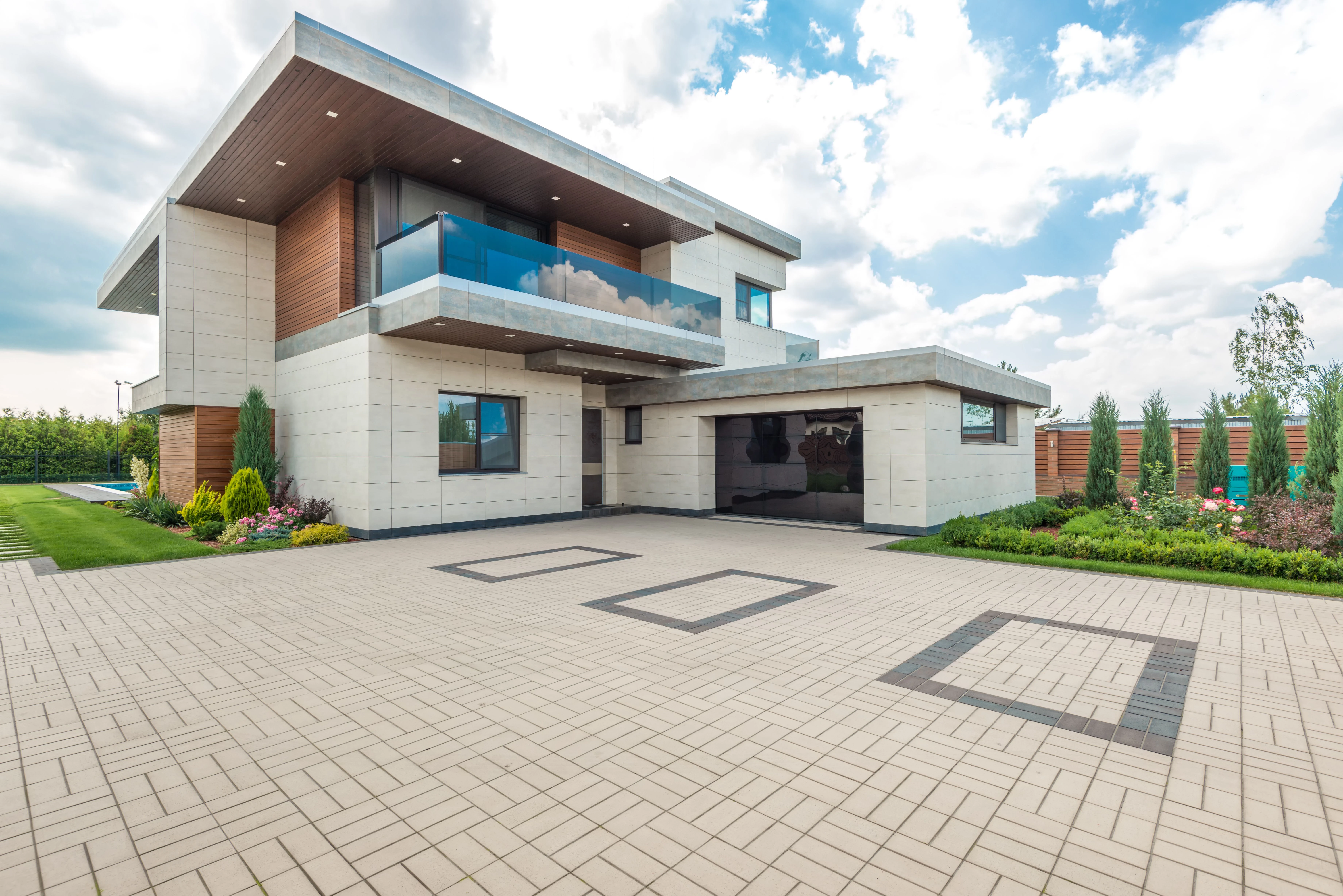Residential garage door in Buckner